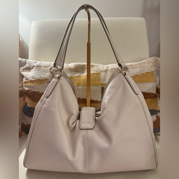 Coach Madison Carlyle Shoulder Bag Chalk Leather F37637 Hobo Tote Purse - Picture 2 of 15